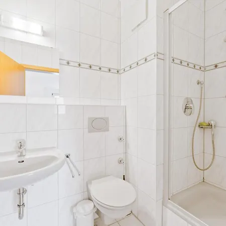 Hostel Haus 6 Nebringen Monteurzimmer Fuer Handwerker Und Teams - Ls Crewcomfort - Weitere Unterkuenfte Vorhanden *