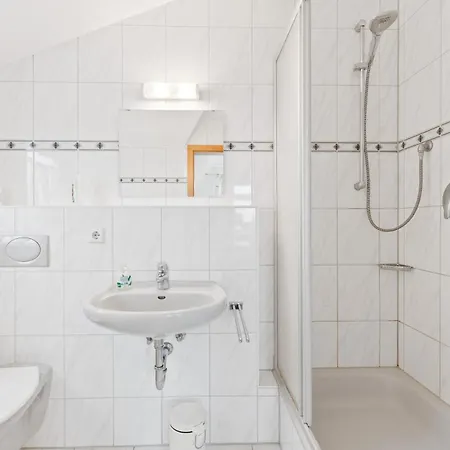 Haus 6 Nebringen Monteurzimmer Fuer Handwerker Und Teams - Ls Crewcomfort - Weitere Unterkuenfte Vorhanden *